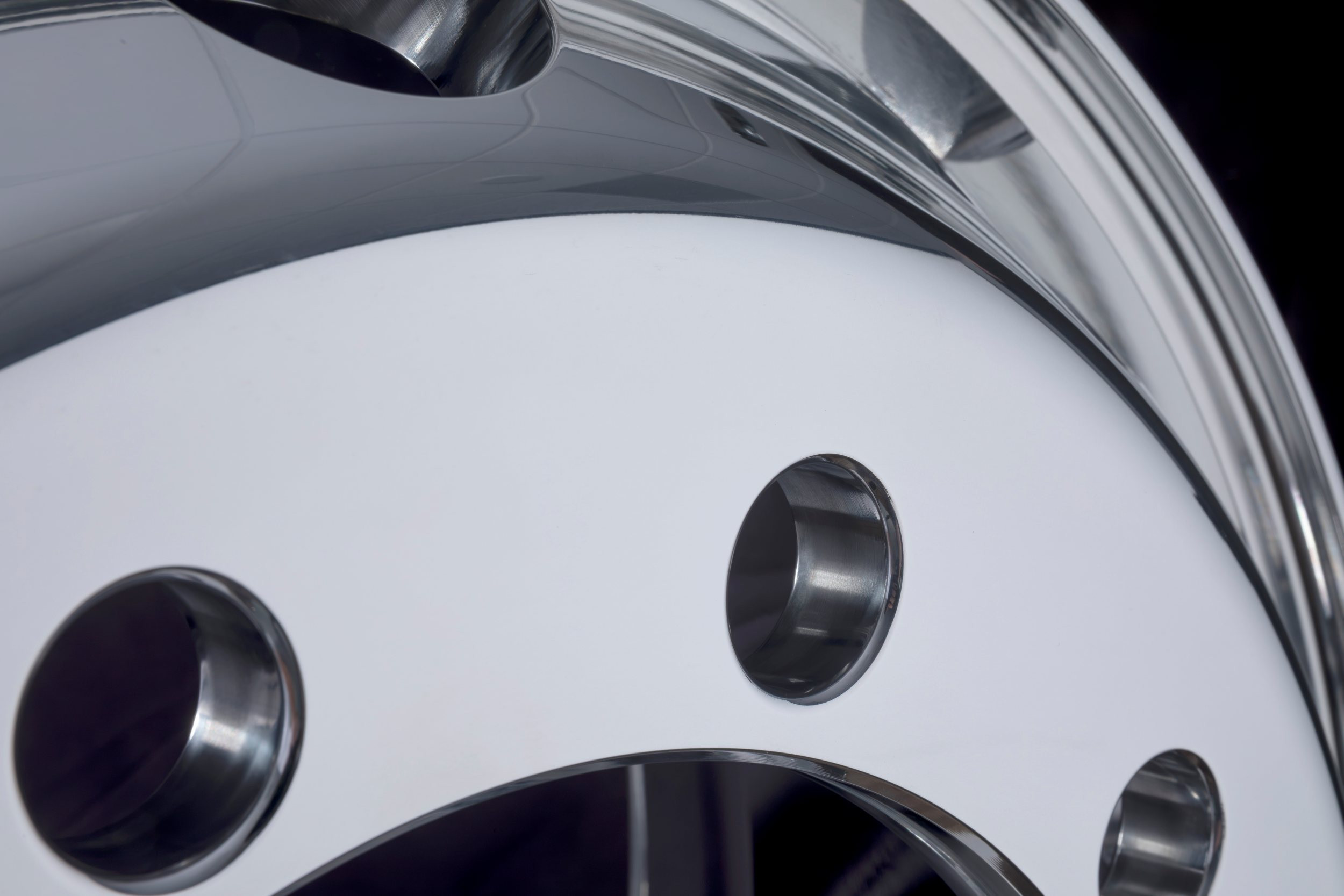 Maksimum koruma ve uzun ömürlü parlaklık Maxion Wheels’ın yeni C-GUARD teknolojisiyle buluşuyor.